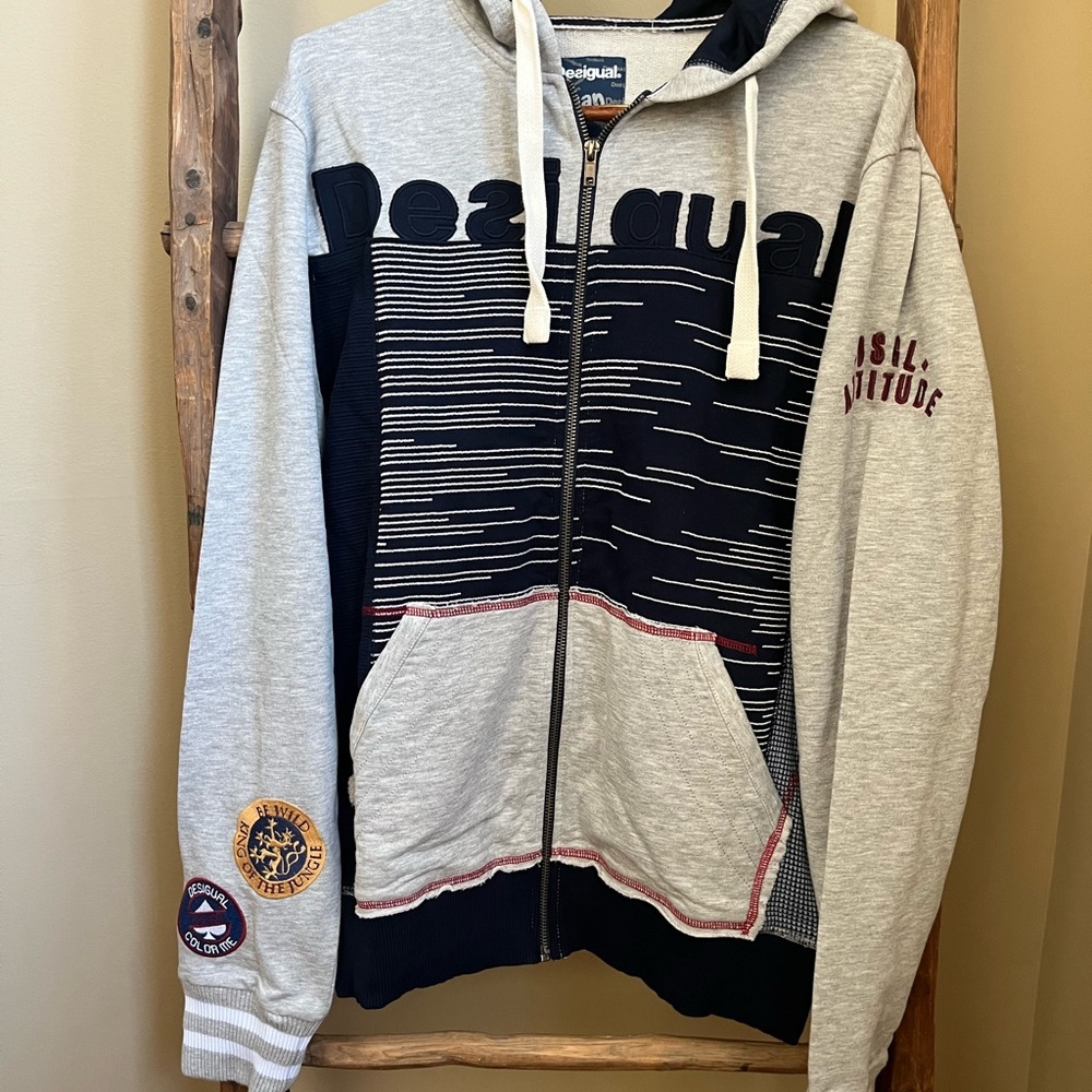 NWT Desigual Color Me , Be Wild, King Of The Jungle Hoodie Size Medium - Picture 2 of 10